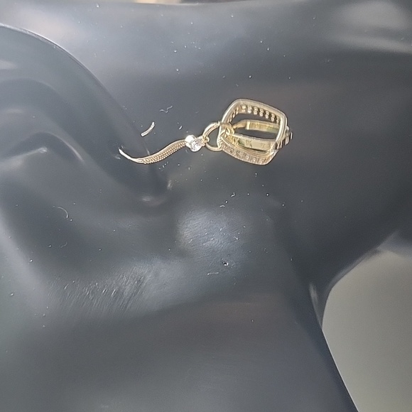 Jewelry - Golden earrings